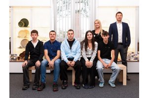 Ausbildungsstart für fünf neue Azubis bei SELTMANN WEIDEN